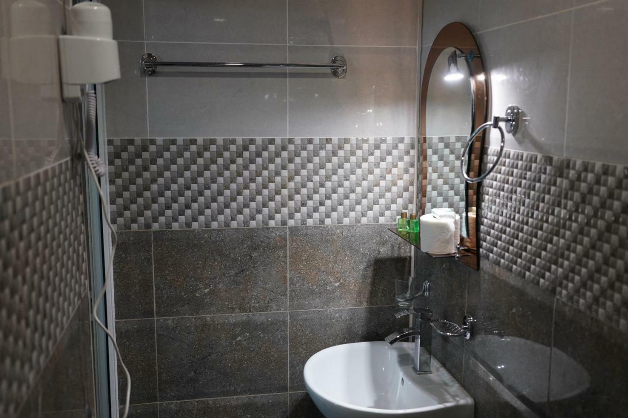 Ponto Hotel Kobuleti ห้อง รูปภาพ