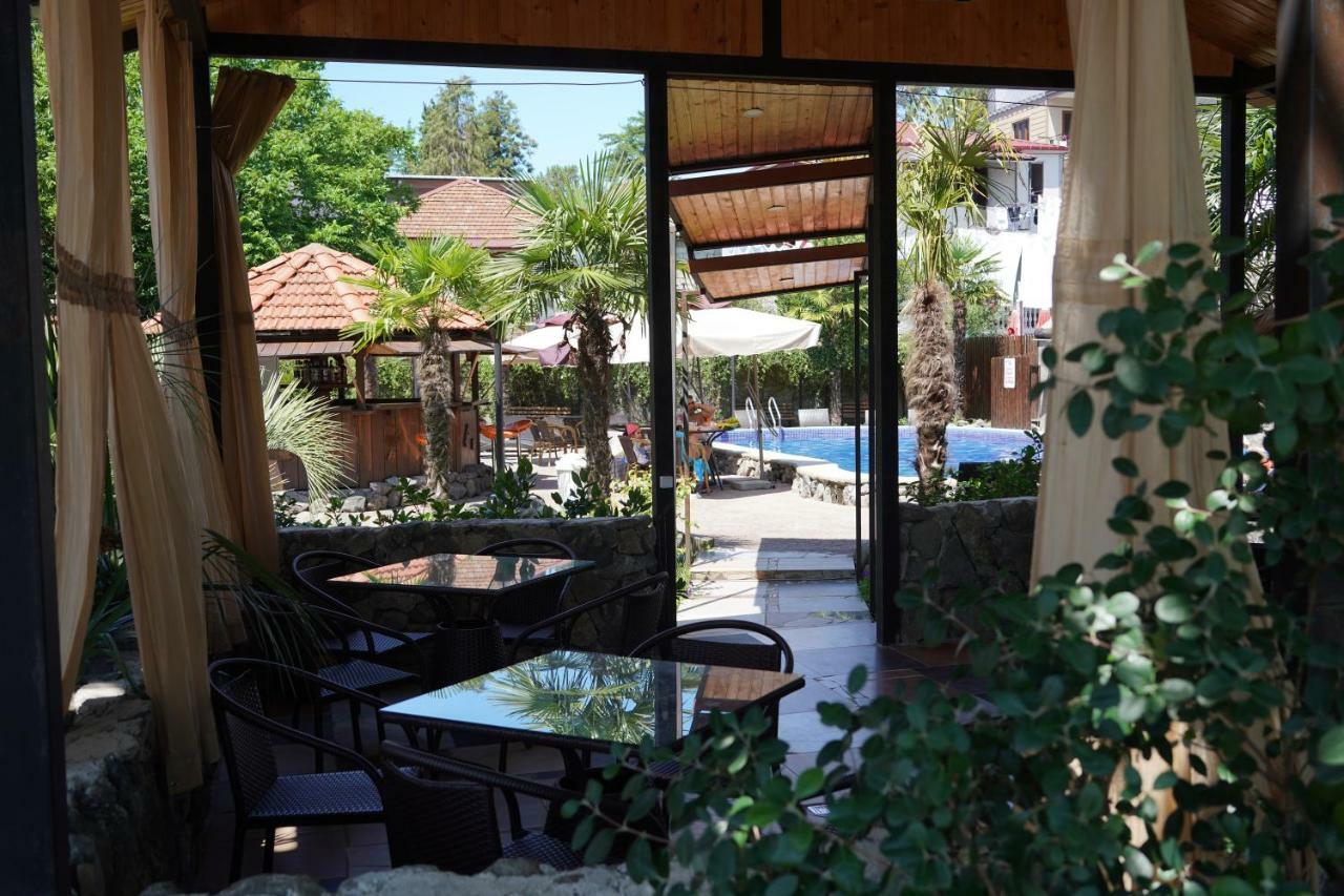 Ponto Hotel Kobuleti ภายนอก รูปภาพ
