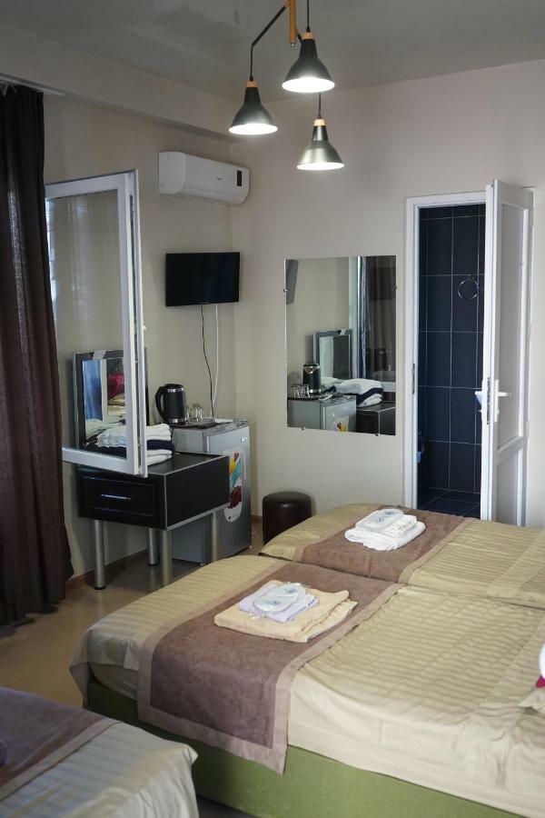 Ponto Hotel Kobuleti ภายนอก รูปภาพ